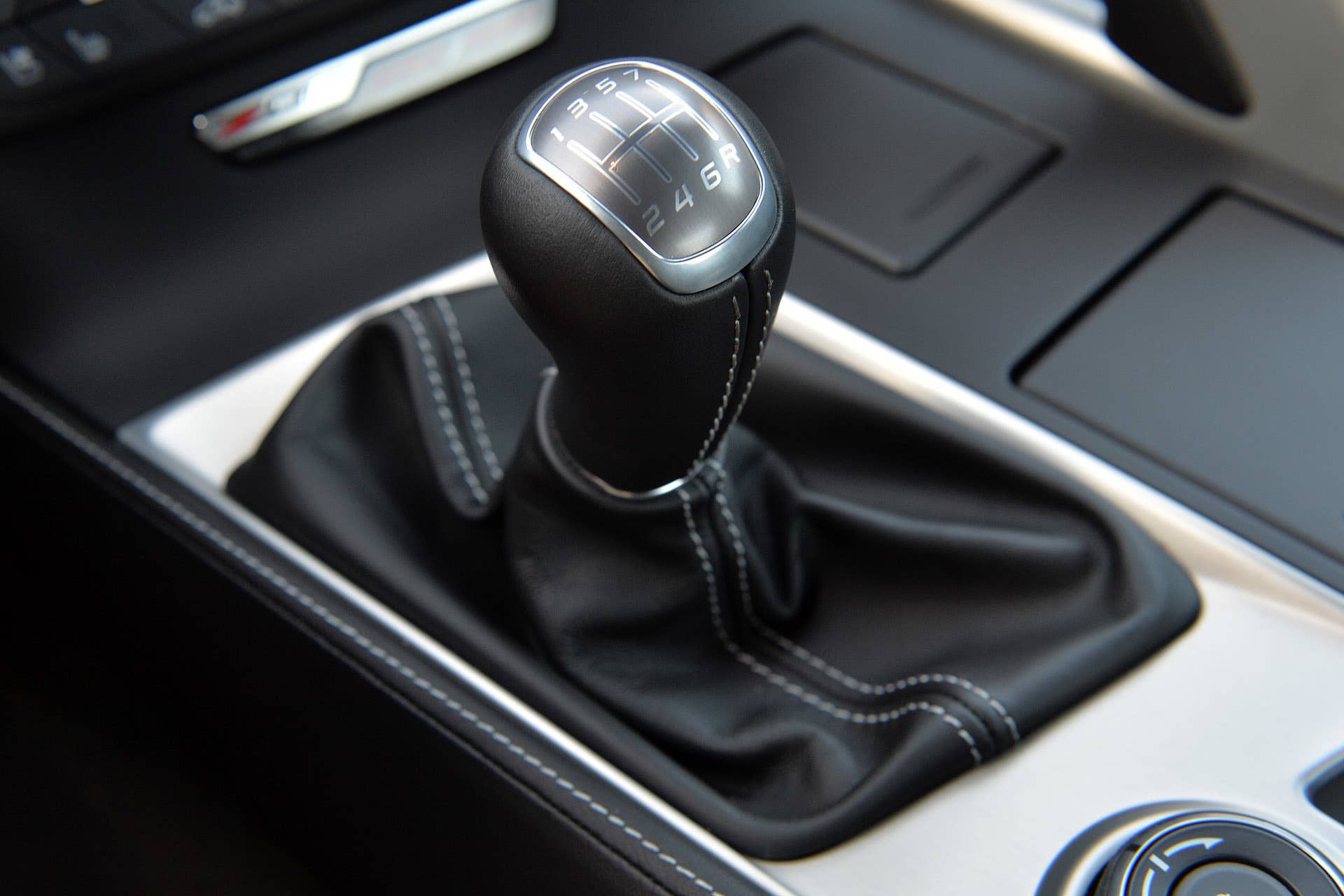 2015 Chevrolet Corvette Z06 shifter