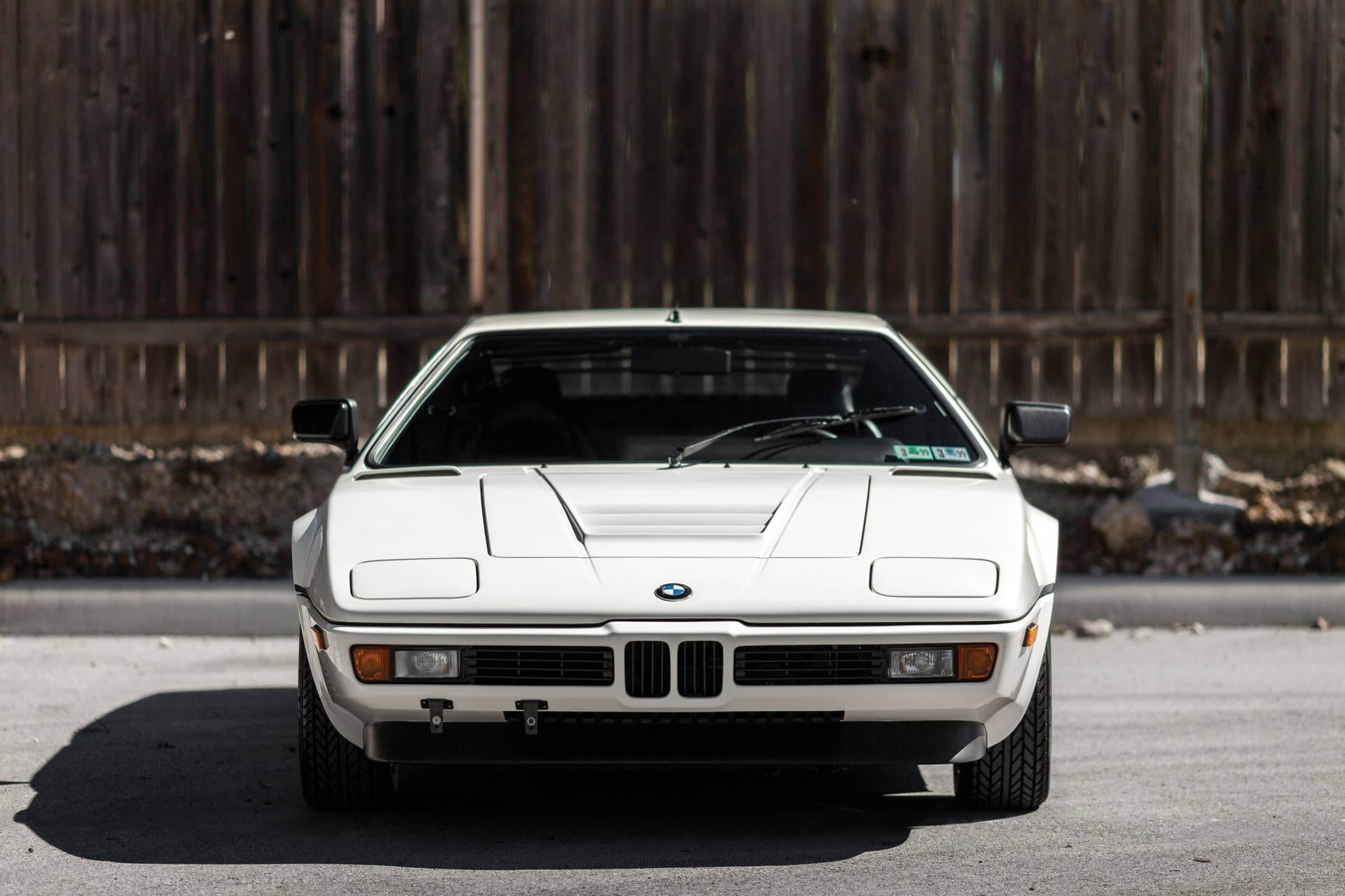 1988 BMW M1 front