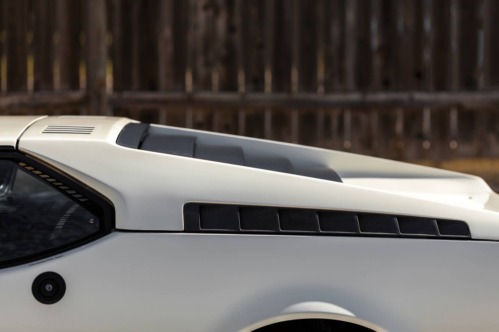 1988 BMW M1 rear deck