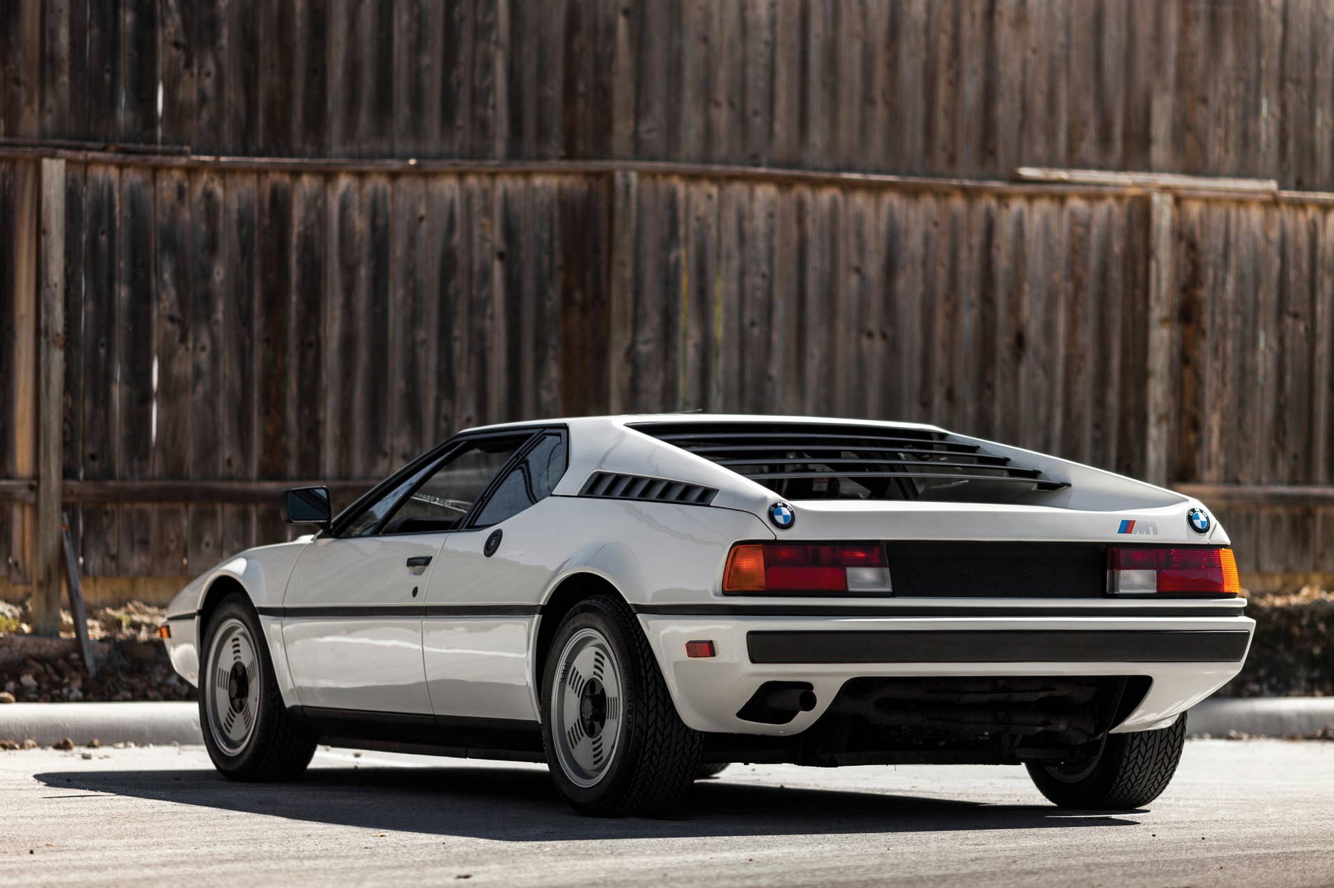 1988 BMW M1 rear 3/4