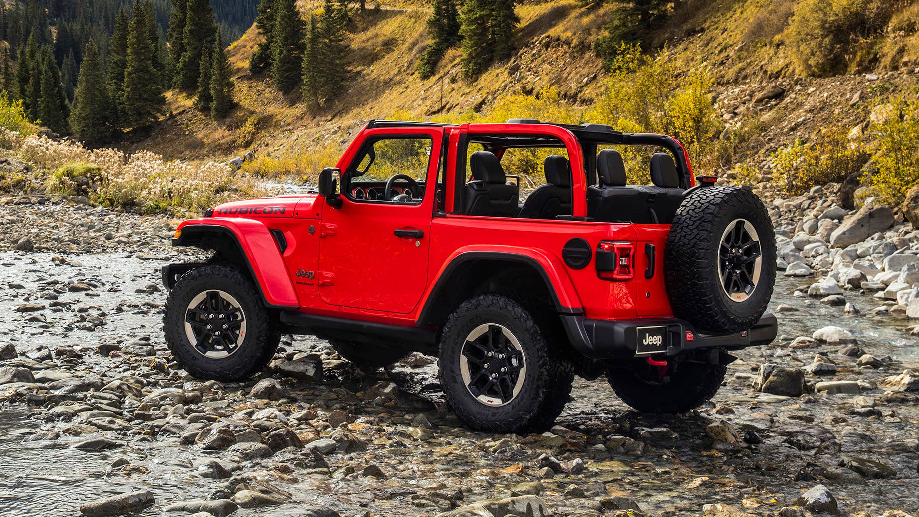 2020 Jeep Wrangler Rubicon in red