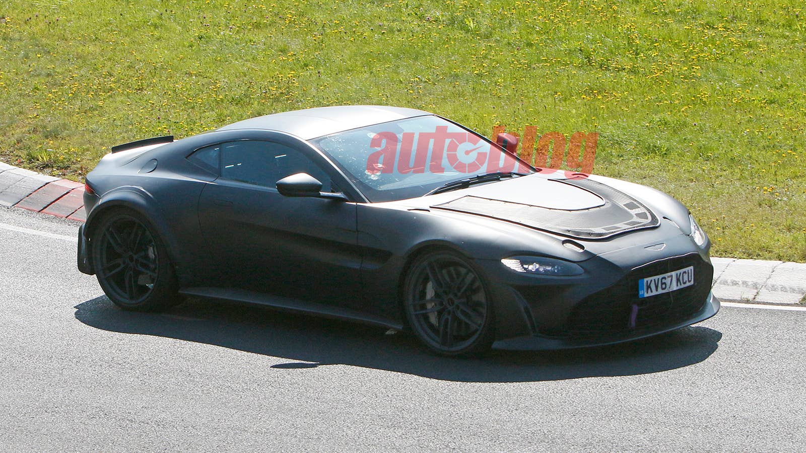 Aston Martin V12 Vantage prototype