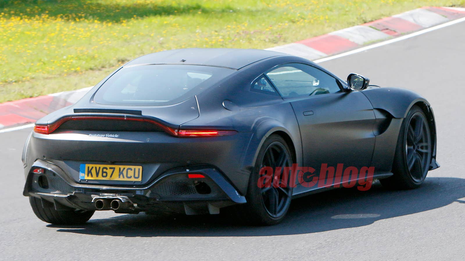 Aston Martin V12 Vantage prototype