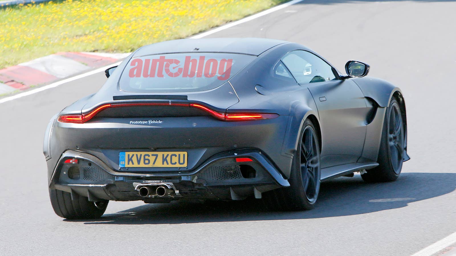 Aston Martin V12 Vantage prototype
