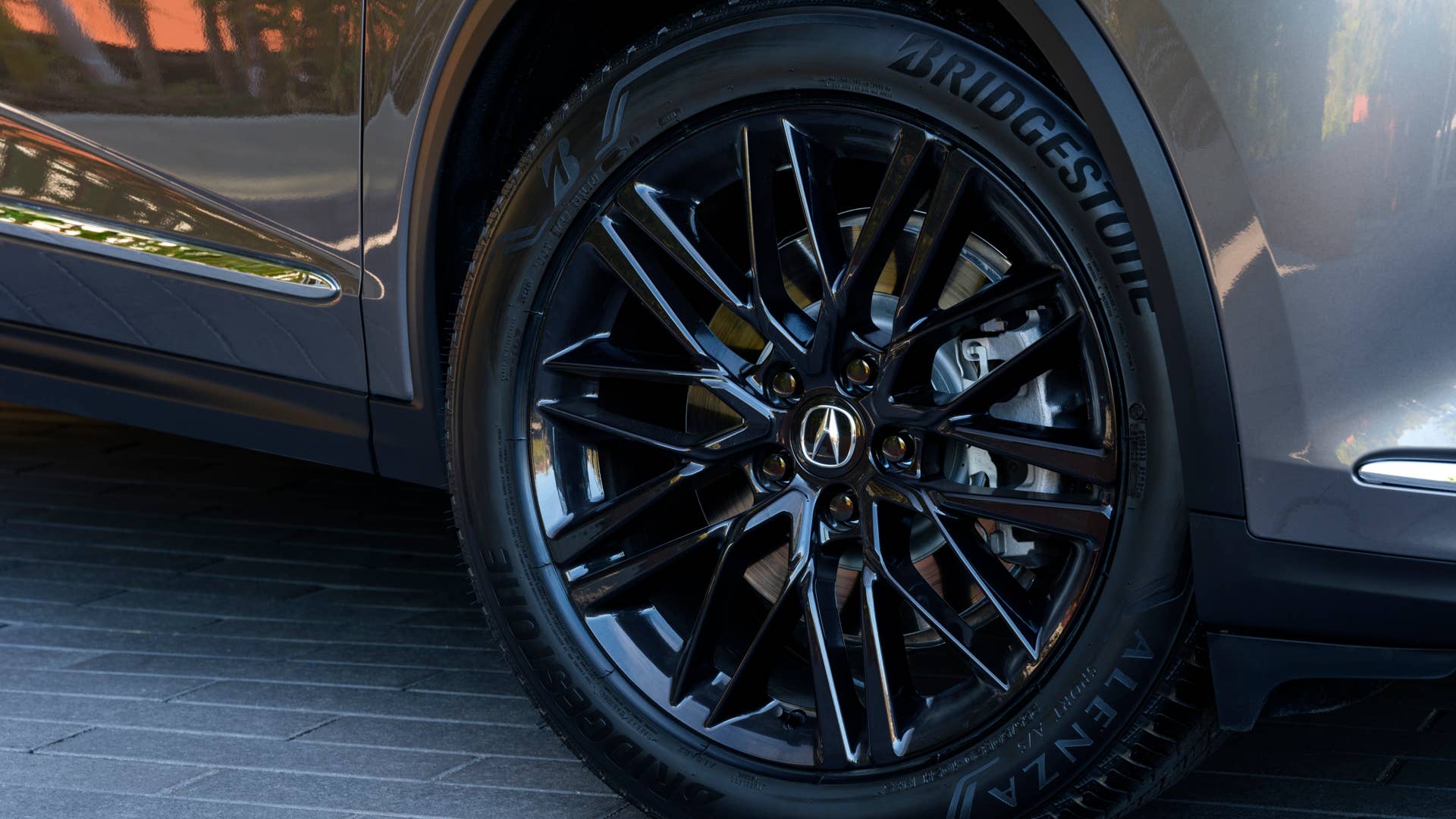 2022 MDX Advance