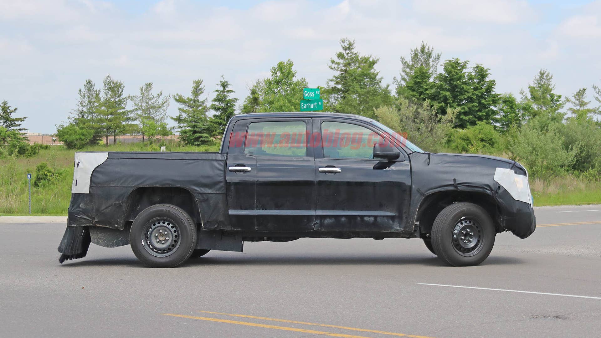 2021 Toyota Tundra hybrid spied
