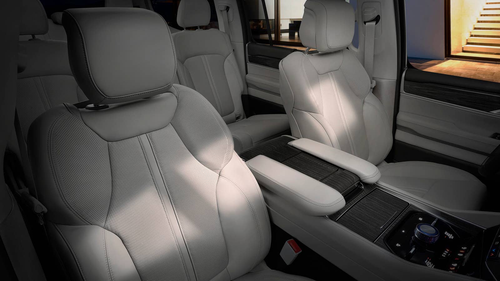 2022 Jeep Wagoneer