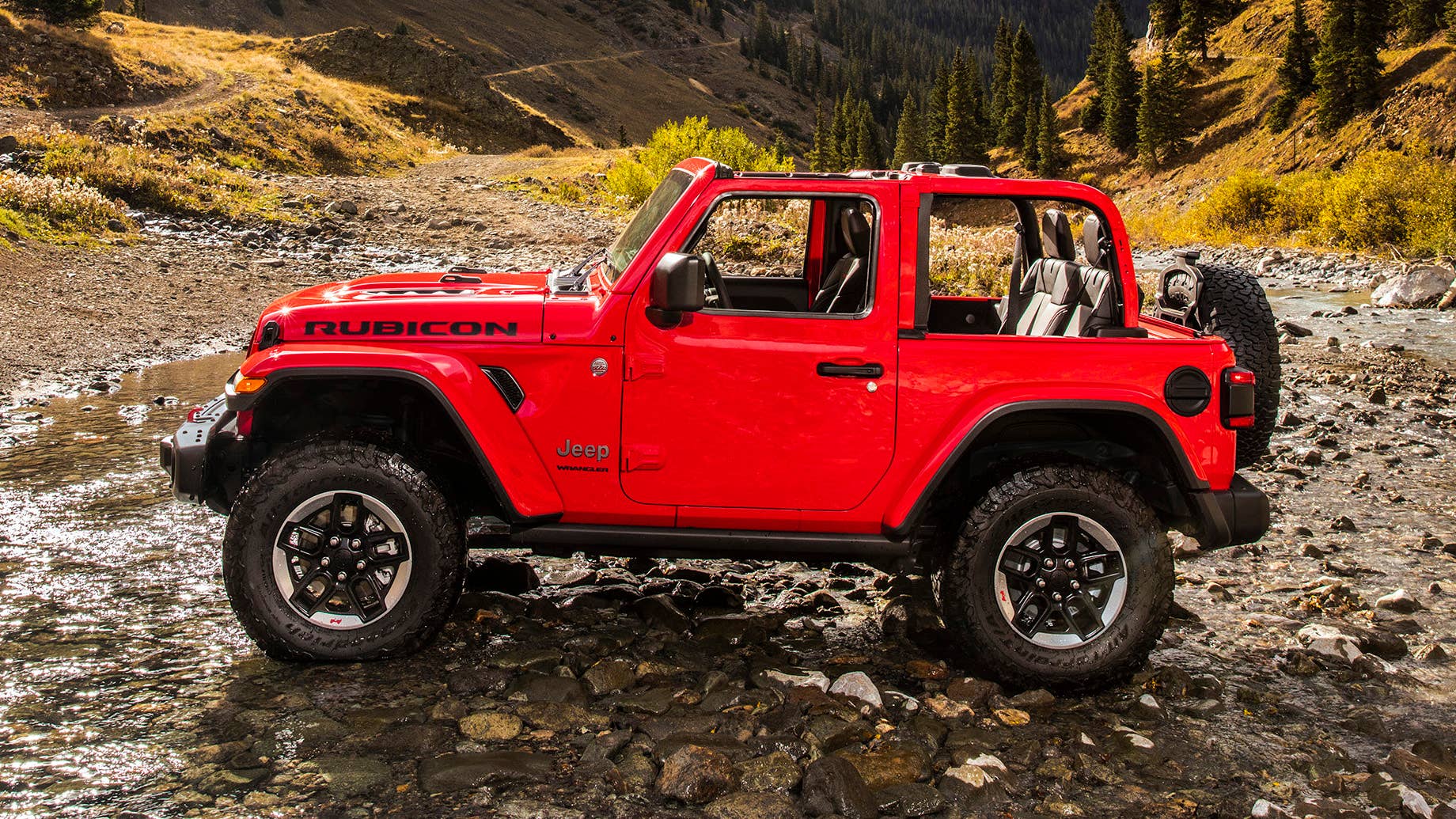 2020 Jeep Wrangler Rubicon in red