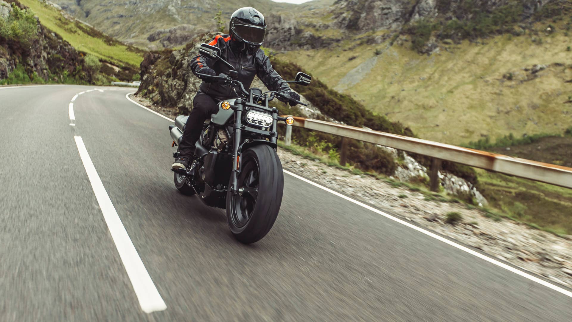 2021 Sportster S - Scotland Photo Shoot