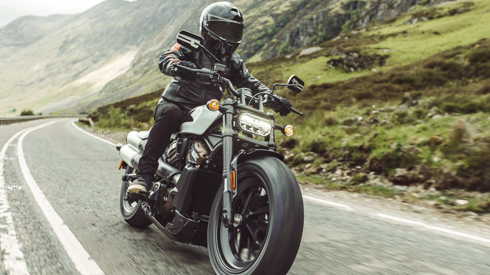 2021 Sportster S - Scotland Photo Shoot