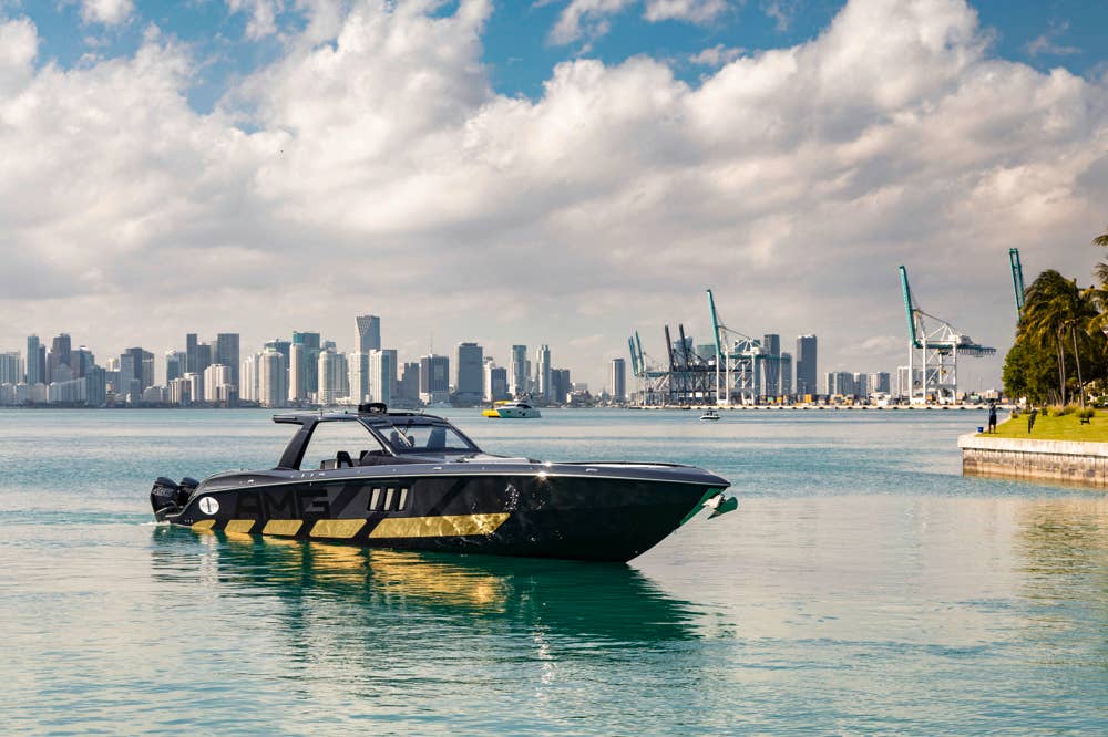 Mercedes-AMG und Cigarette Racing präsentieren das neue Rennboot 59’ Tirranna AMG Edition auf der Miami Boat Show 2020 // Mercedes-AMG and Cigarette Racing present the all-new 59’ Tirranna AMG Edition at the 2020 Miami Boat Show