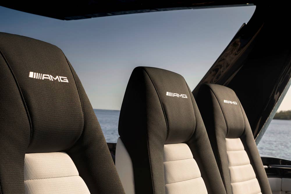 Mercedes-AMG und Cigarette Racing präsentieren das neue Rennboot 59’ Tirranna AMG Edition auf der Miami Boat Show 2020 // Mercedes-AMG and Cigarette Racing present the all-new 59’ Tirranna AMG Edition at the 2020 Miami Boat Show