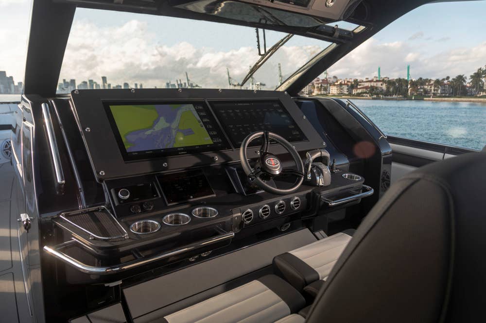 Mercedes-AMG und Cigarette Racing präsentieren das neue Rennboot 59’ Tirranna AMG Edition auf der Miami Boat Show 2020 // Mercedes-AMG and Cigarette Racing present the all-new 59’ Tirranna AMG Edition at the 2020 Miami Boat Show