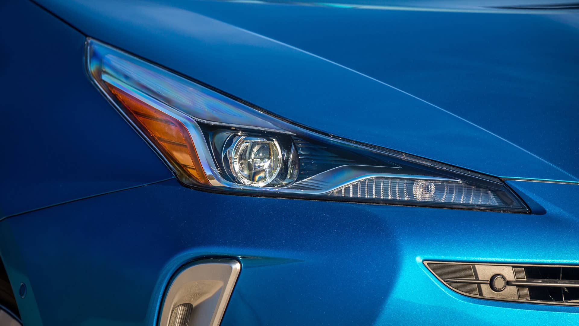 2019 Toyota Prius AWD-e