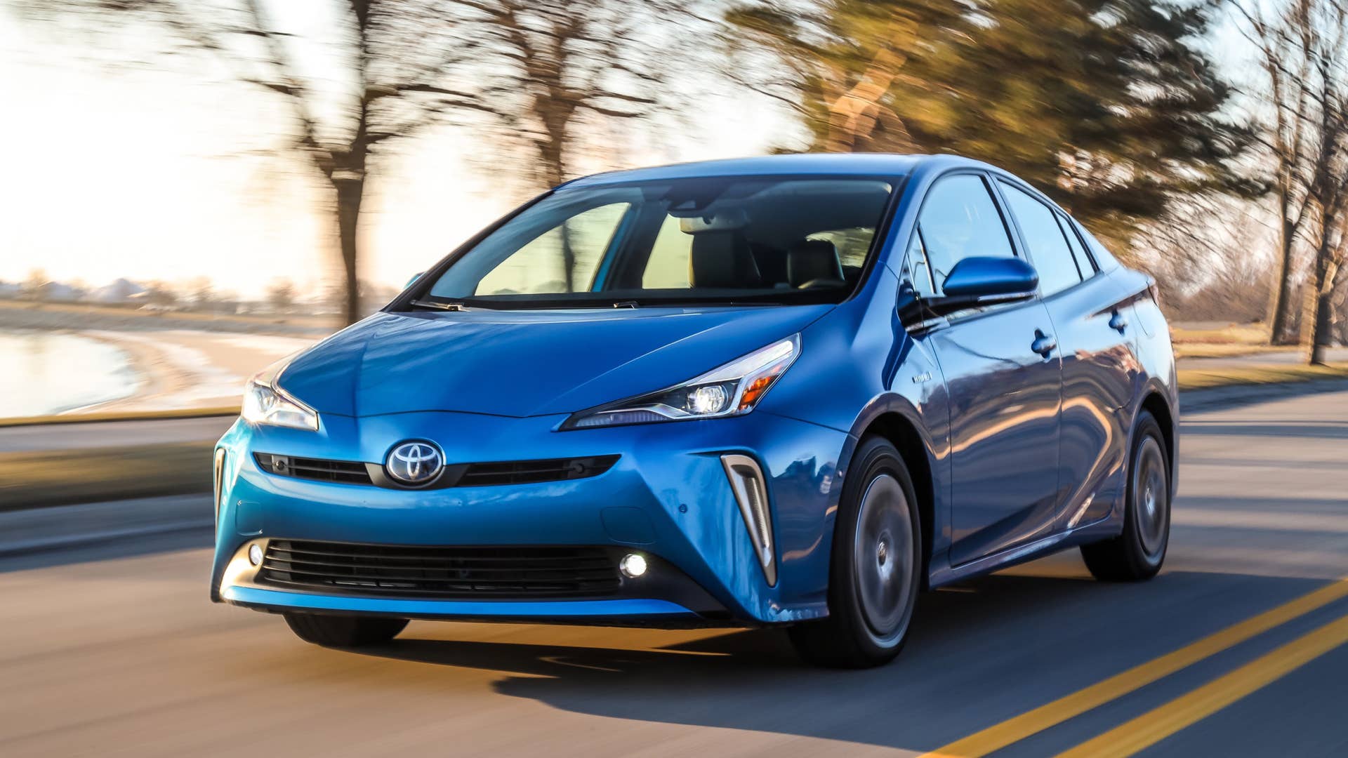 2019 Toyota Prius AWD-e