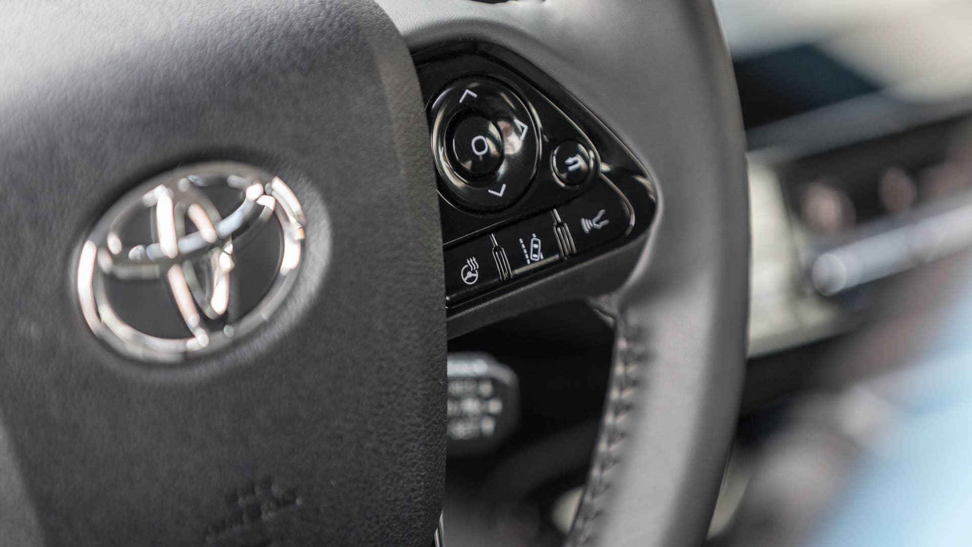 2019 Toyota Prius AWD-e