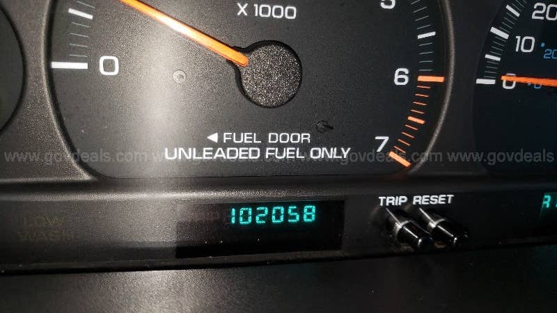 1998 Plymouth Grand Voyager surveillance van