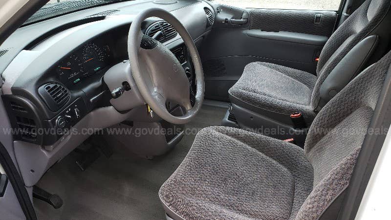 1998 Plymouth Grand Voyager surveillance van