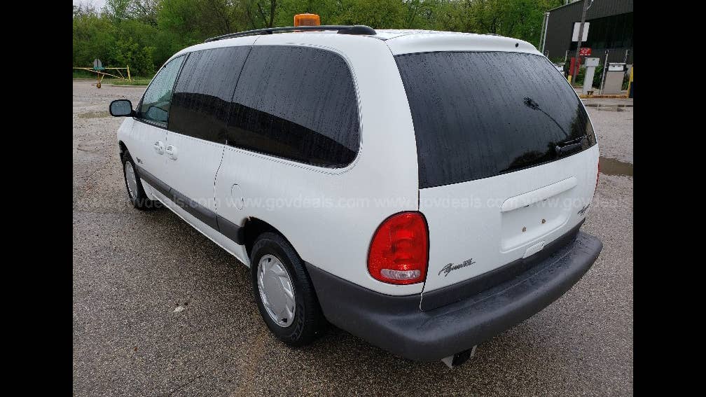 1998 Plymouth Grand Voyager surveillance van