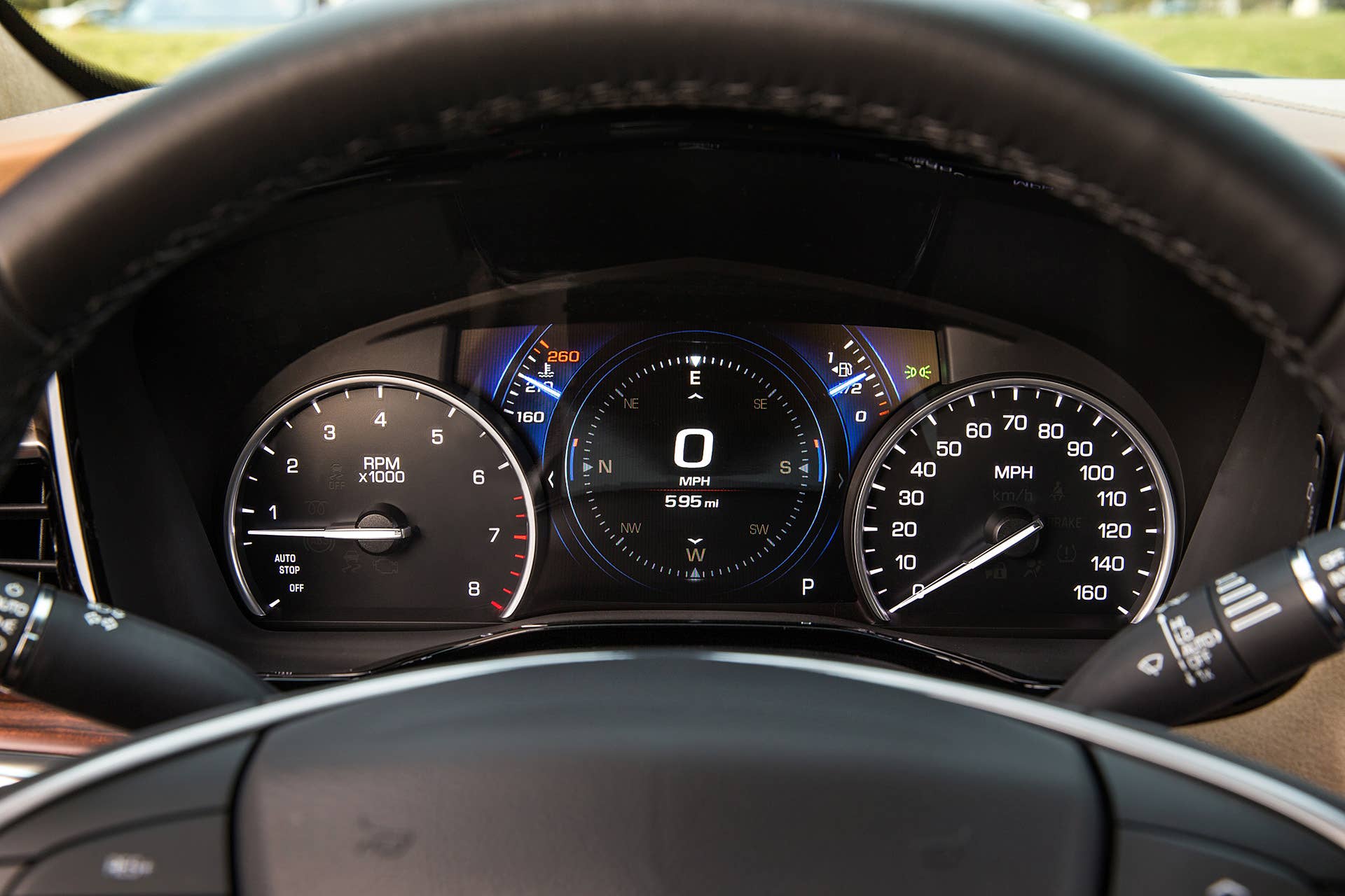 2017 Cadillac XT5 gauges