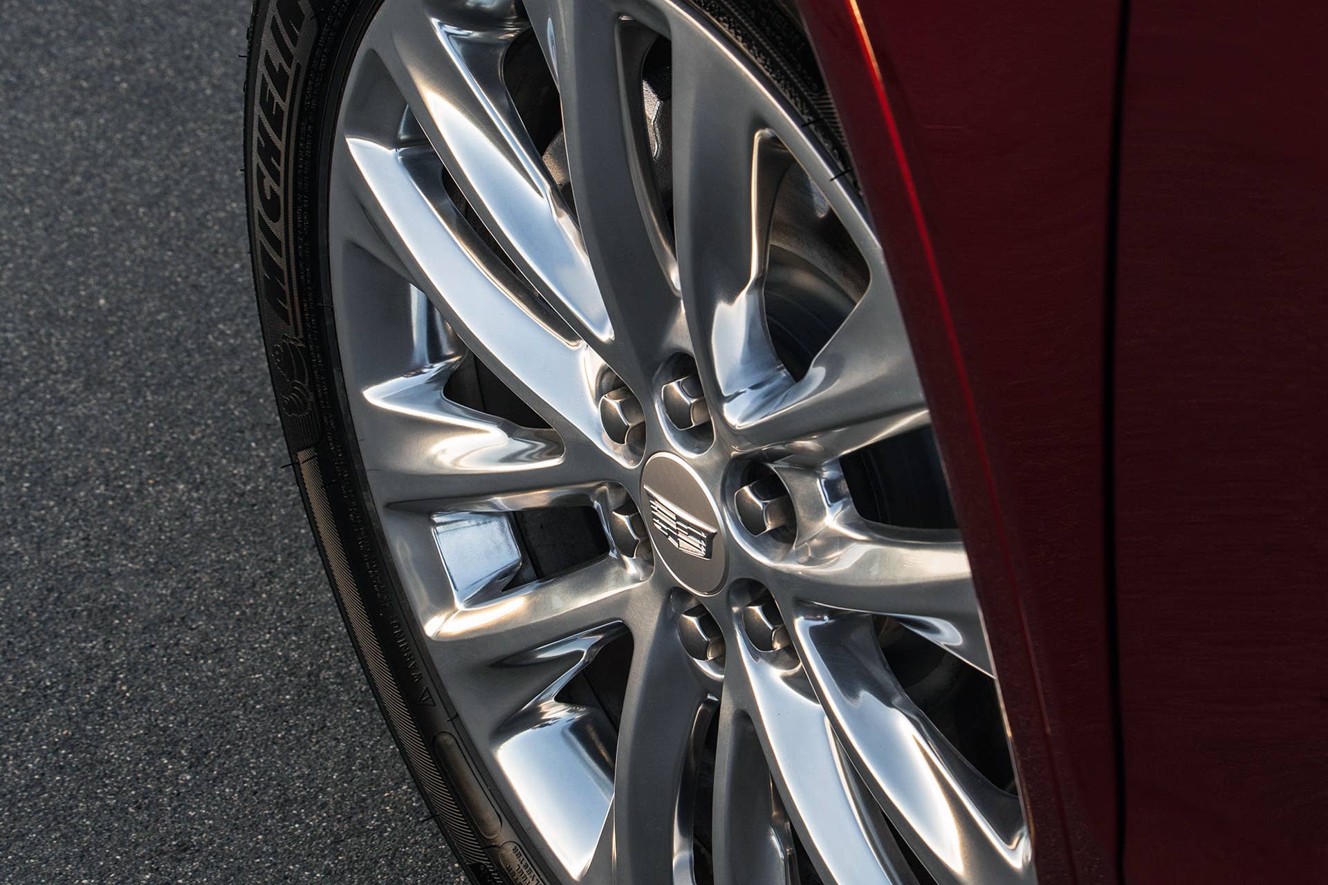 2017 Cadillac XT5 wheel