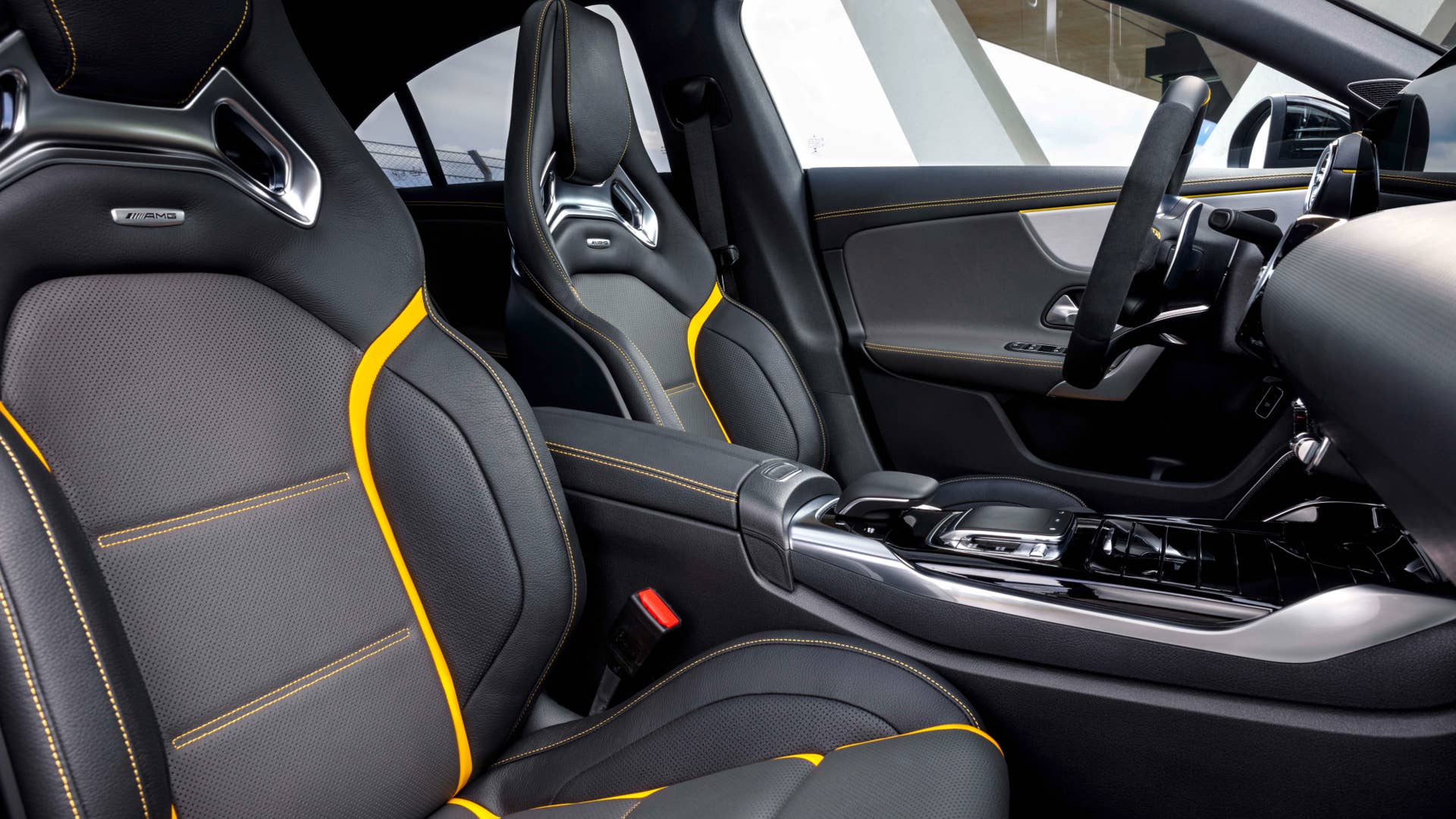 Mercedes-AMG CLA 45 S interior