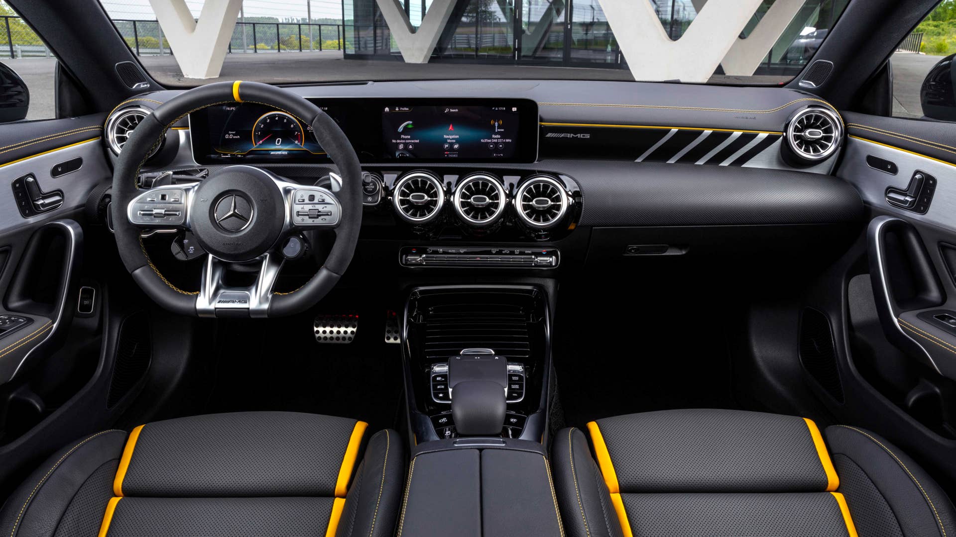 Mercedes-AMG CLA 45 S interior