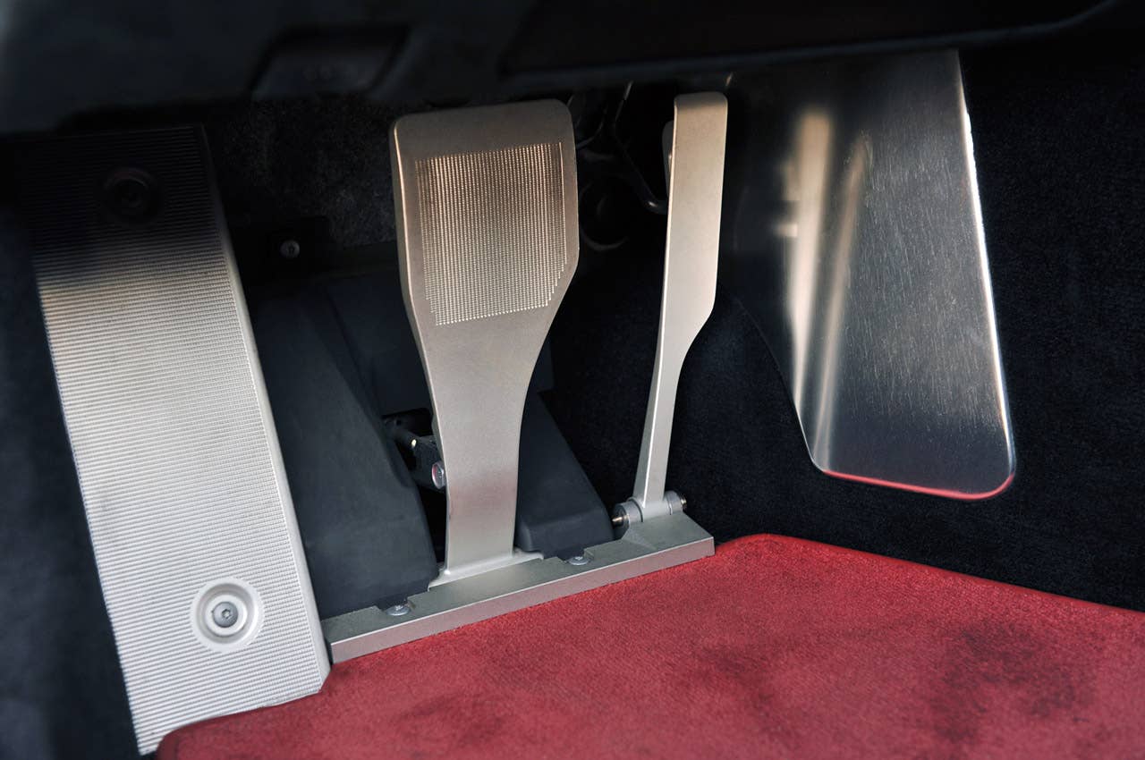 2012 Lexus LFA pedals
