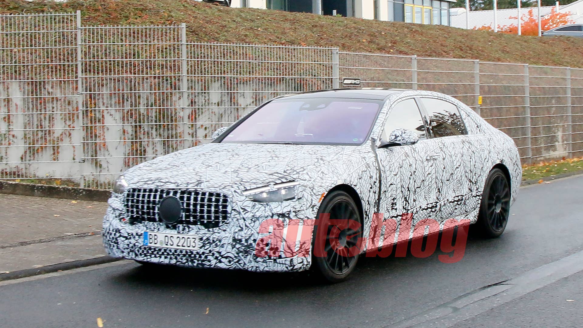 Mercedes-AMG S63e caught in new spy photos - Autoblog