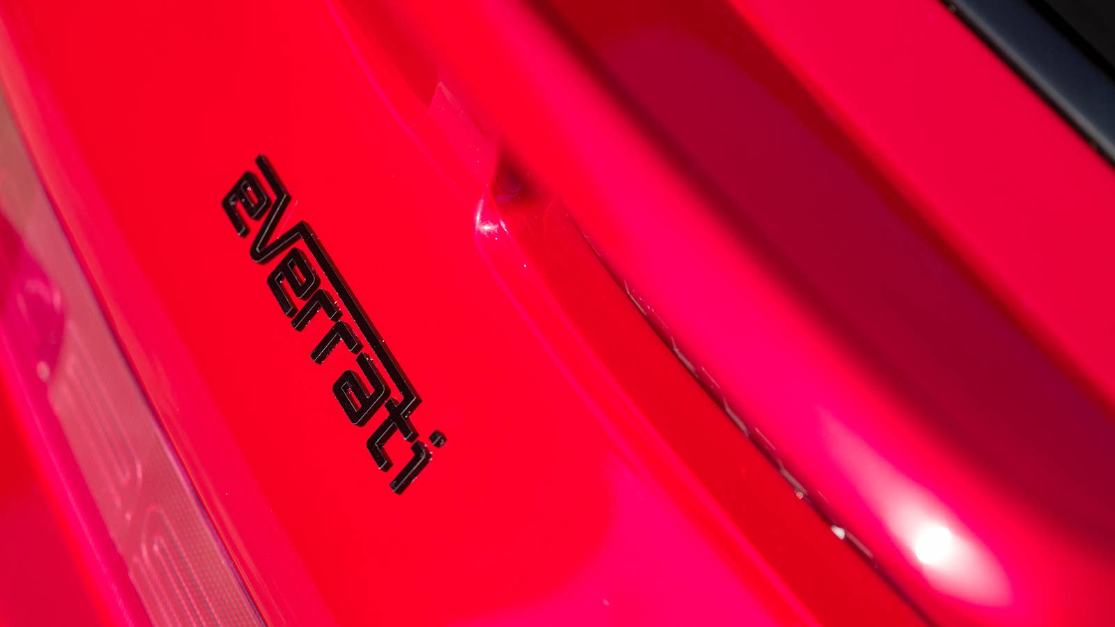 Everrati Signature Widebody Porsche 911 EV