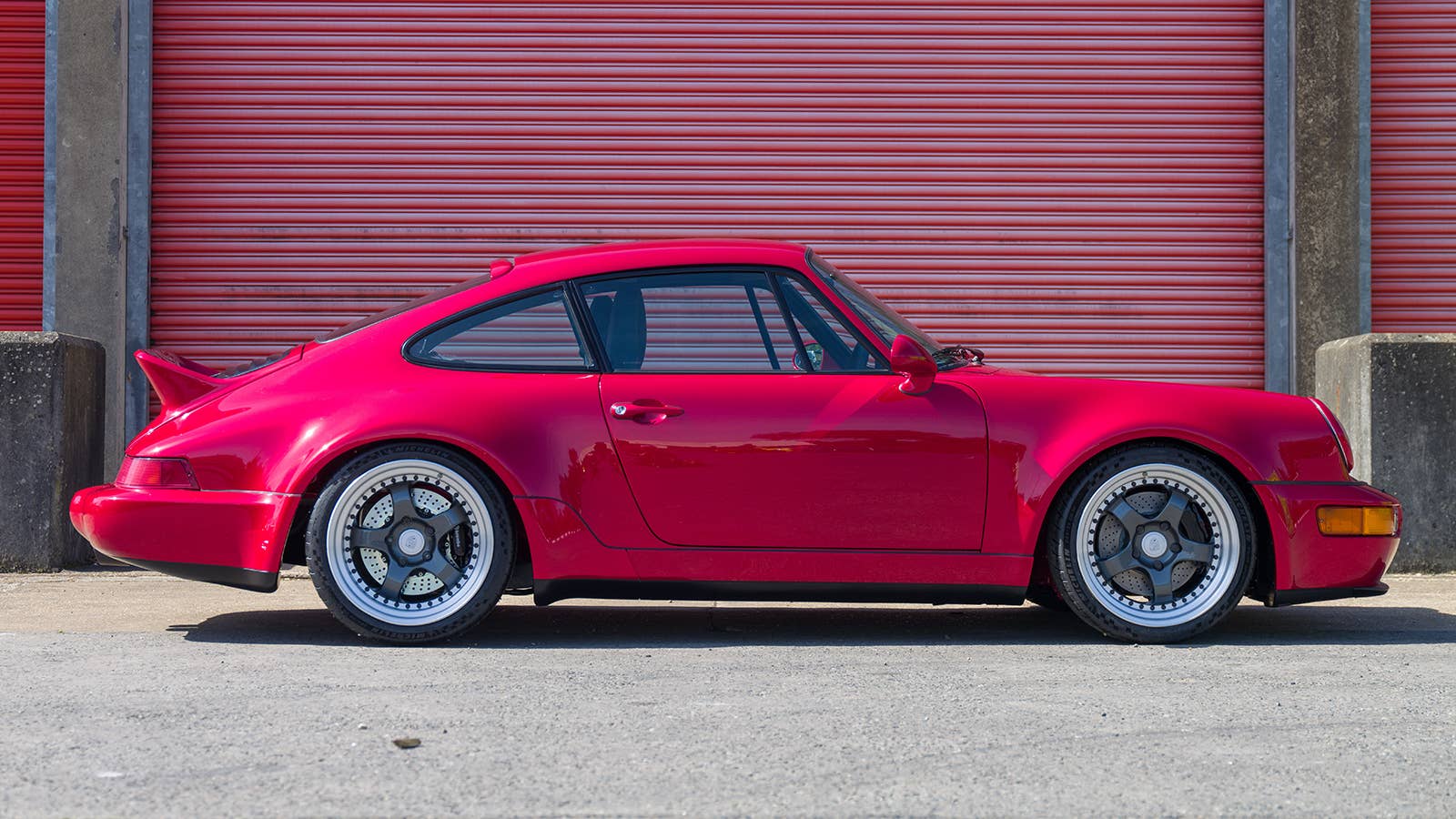 Everrati Signature Widebody Porsche 911 EV