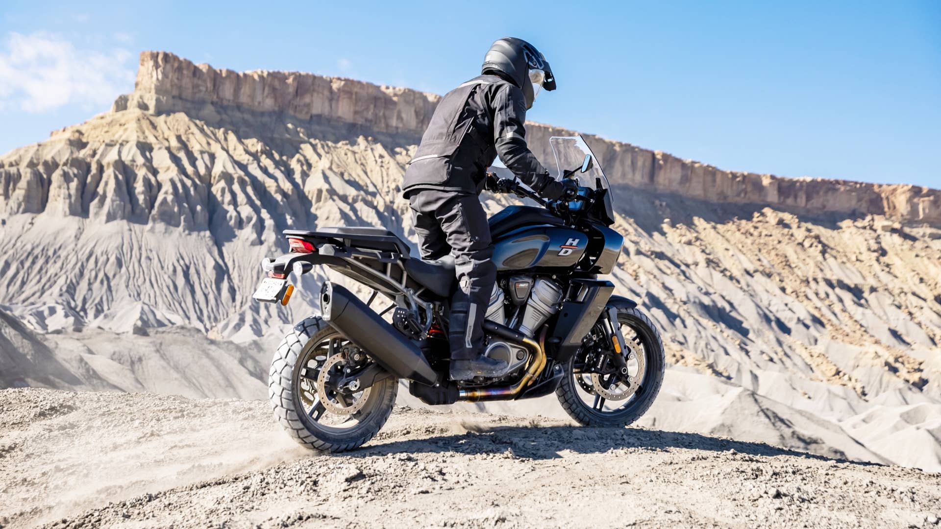 MY21 Pan America Riding Photography