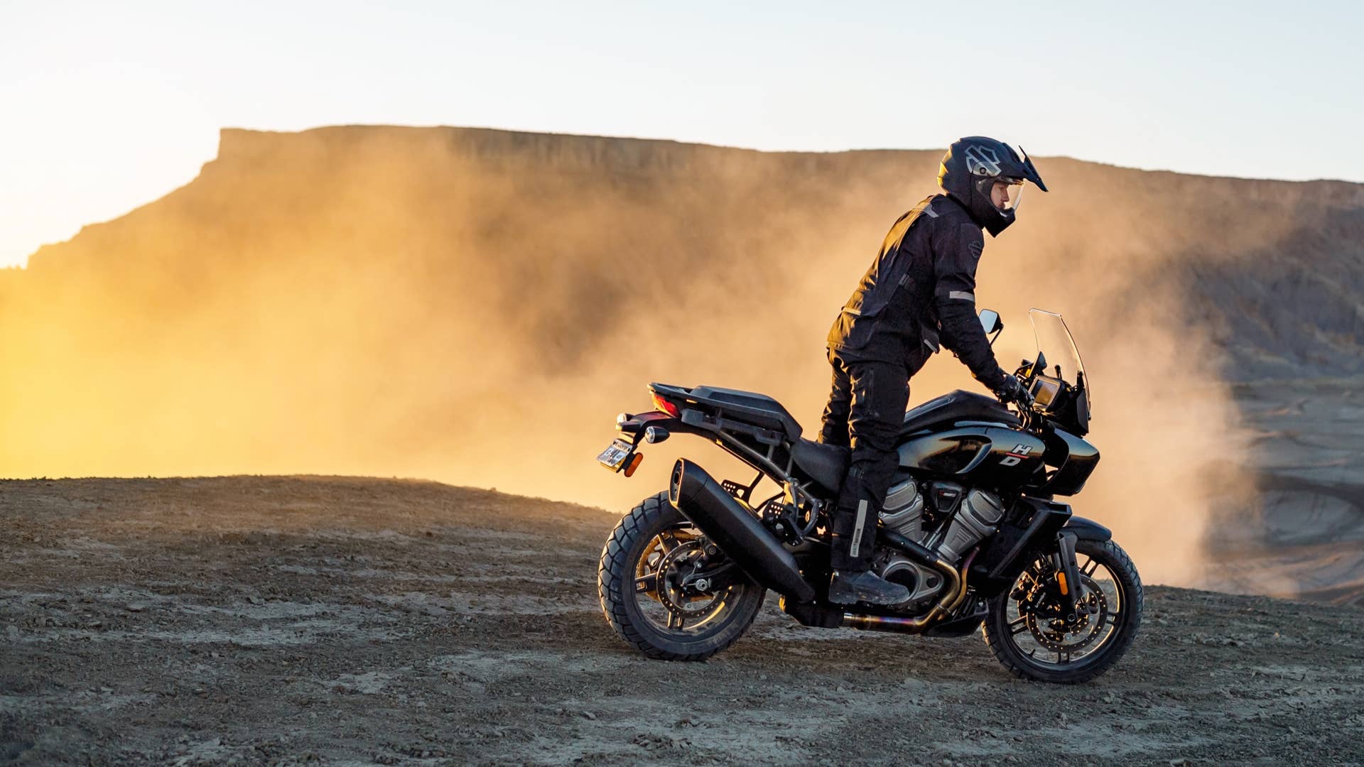 MY21 Pan America Riding Photography