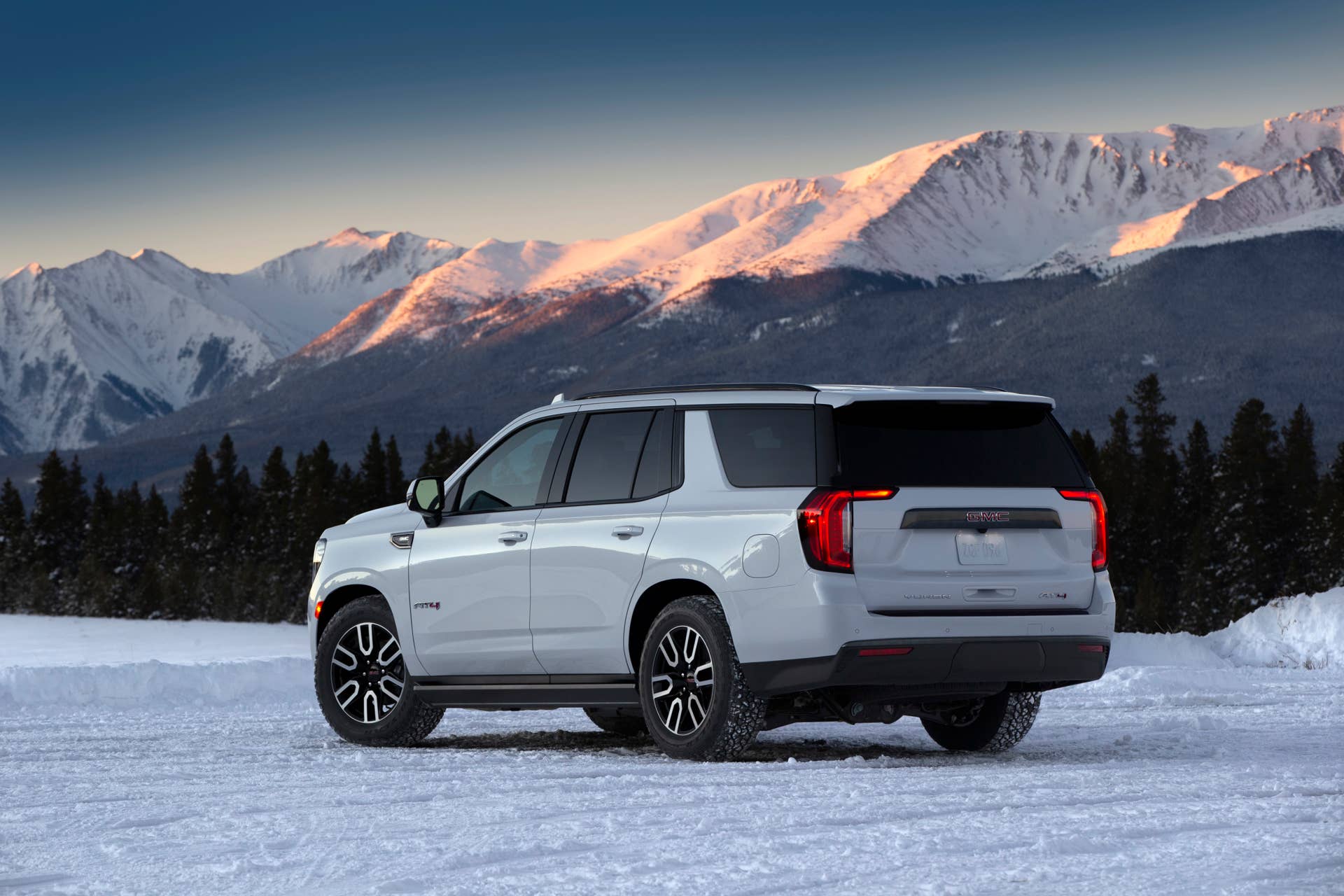 2021 GMC Yukon AT4