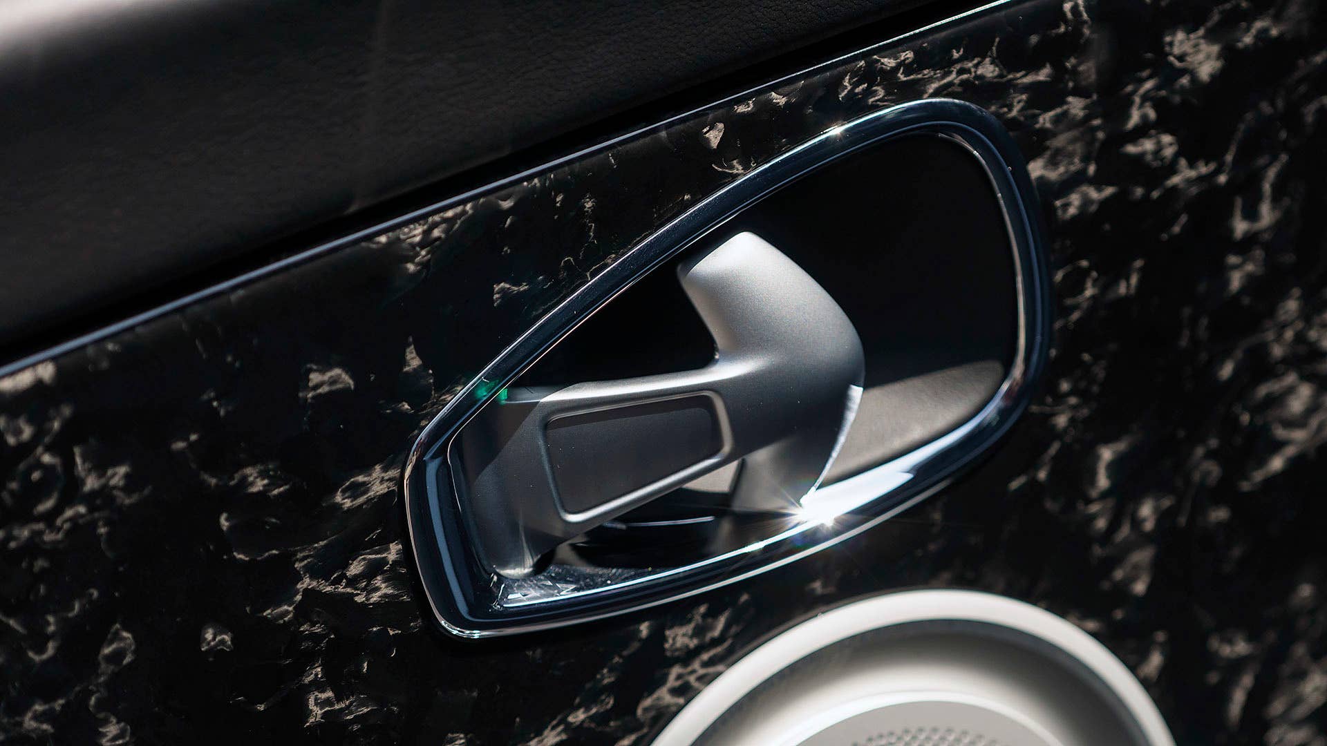 2017 Aston Martin DB11 door handle