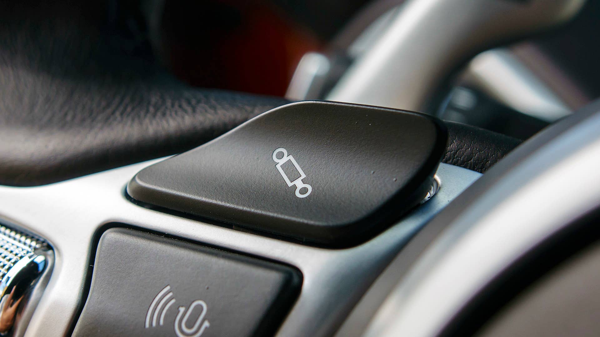 2017 Aston Martin DB11 suspension settings