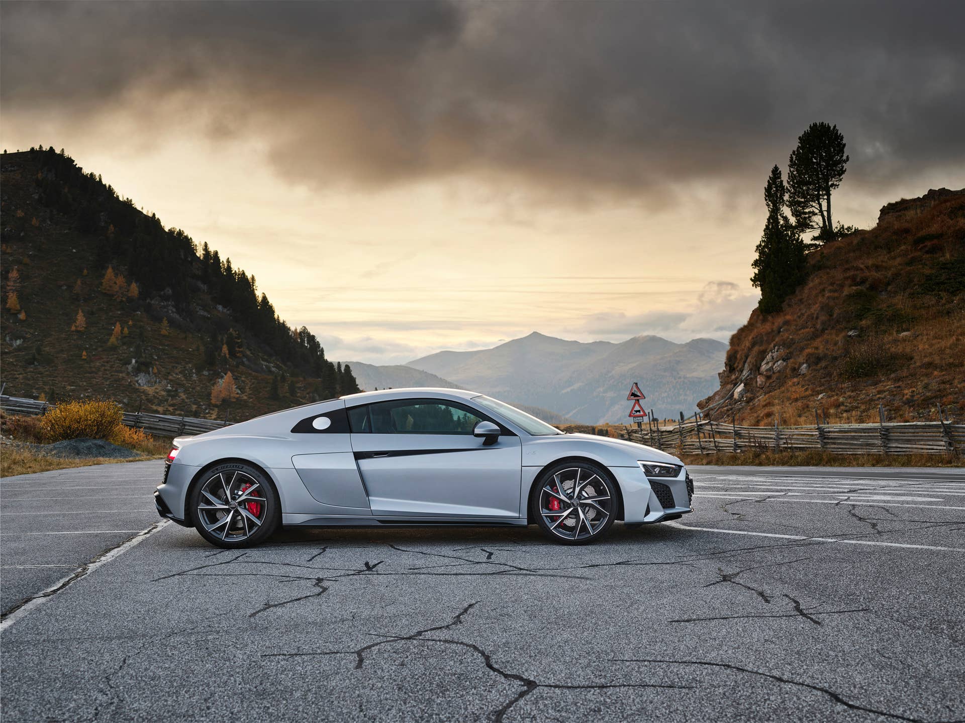 After selling out of the limited-edition, rear-wheel drive 2018 R8 V10 RWS, Audi adds a rear-driver to the standard lineup in Europe for 2020. The Ingolstadt carmaker also introduces a revised GT4 customer race car.