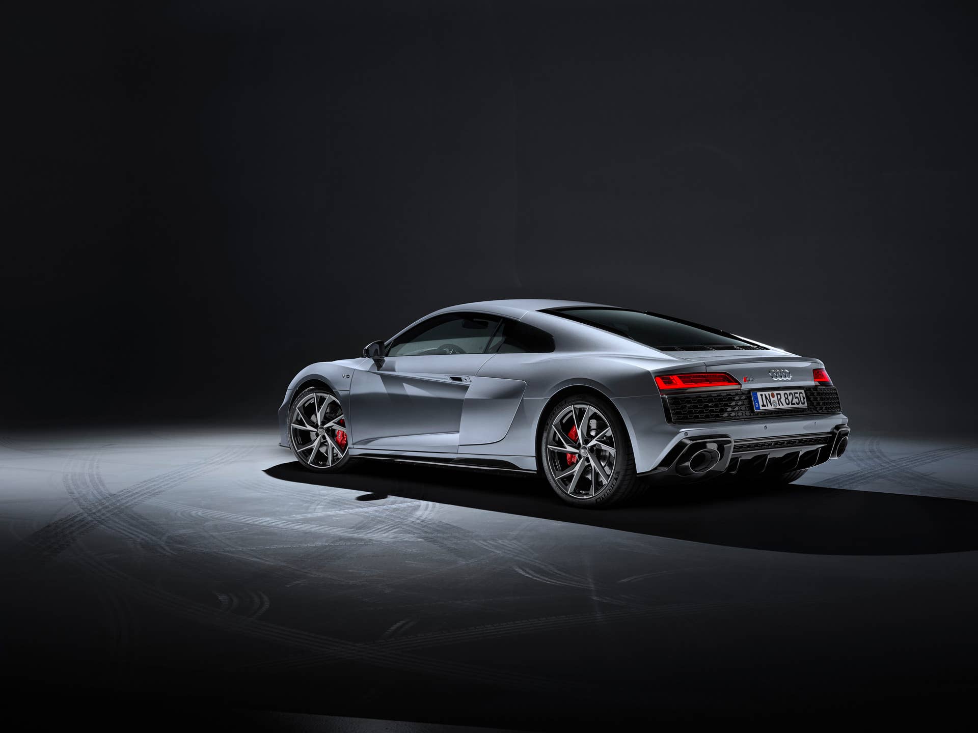 After selling out of the limited-edition, rear-wheel drive 2018 R8 V10 RWS, Audi adds a rear-driver to the standard lineup in Europe for 2020. The Ingolstadt carmaker also introduces a revised GT4 customer race car.