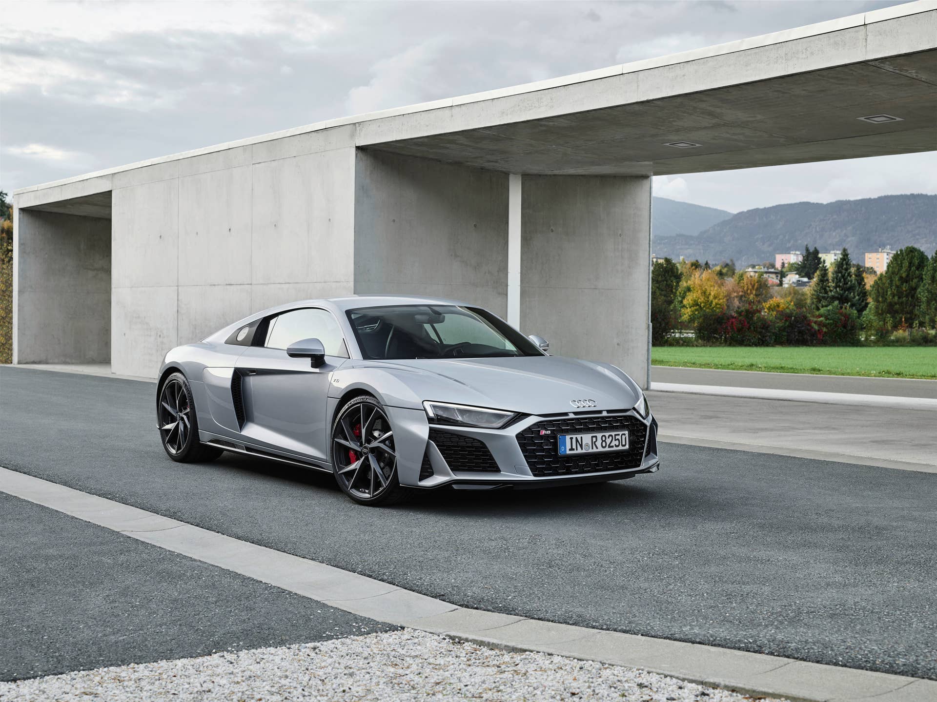 After selling out of the limited-edition, rear-wheel drive 2018 R8 V10 RWS, Audi adds a rear-driver to the standard lineup in Europe for 2020. The Ingolstadt carmaker also introduces a revised GT4 customer race car.
