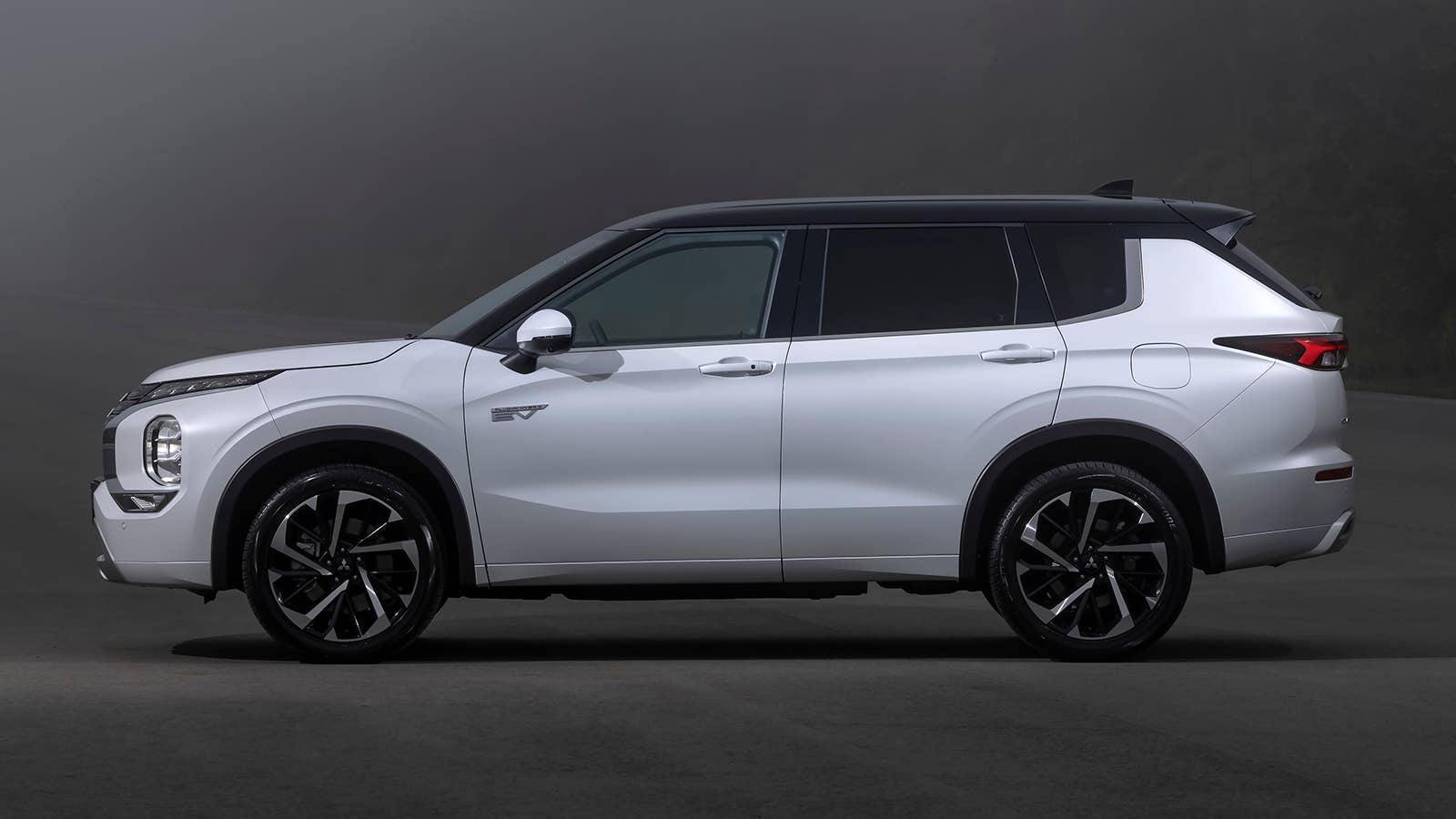 2023 Mitsubishi Outlander PHEV