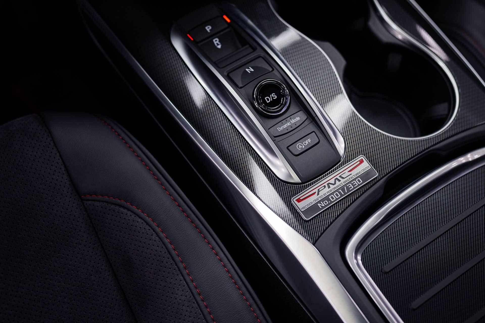 2020 MDX PMC Edition brings Acura NSX build techniques and special features and equipment, plus Valencia Red Pearl paint to the LA Auto Show.