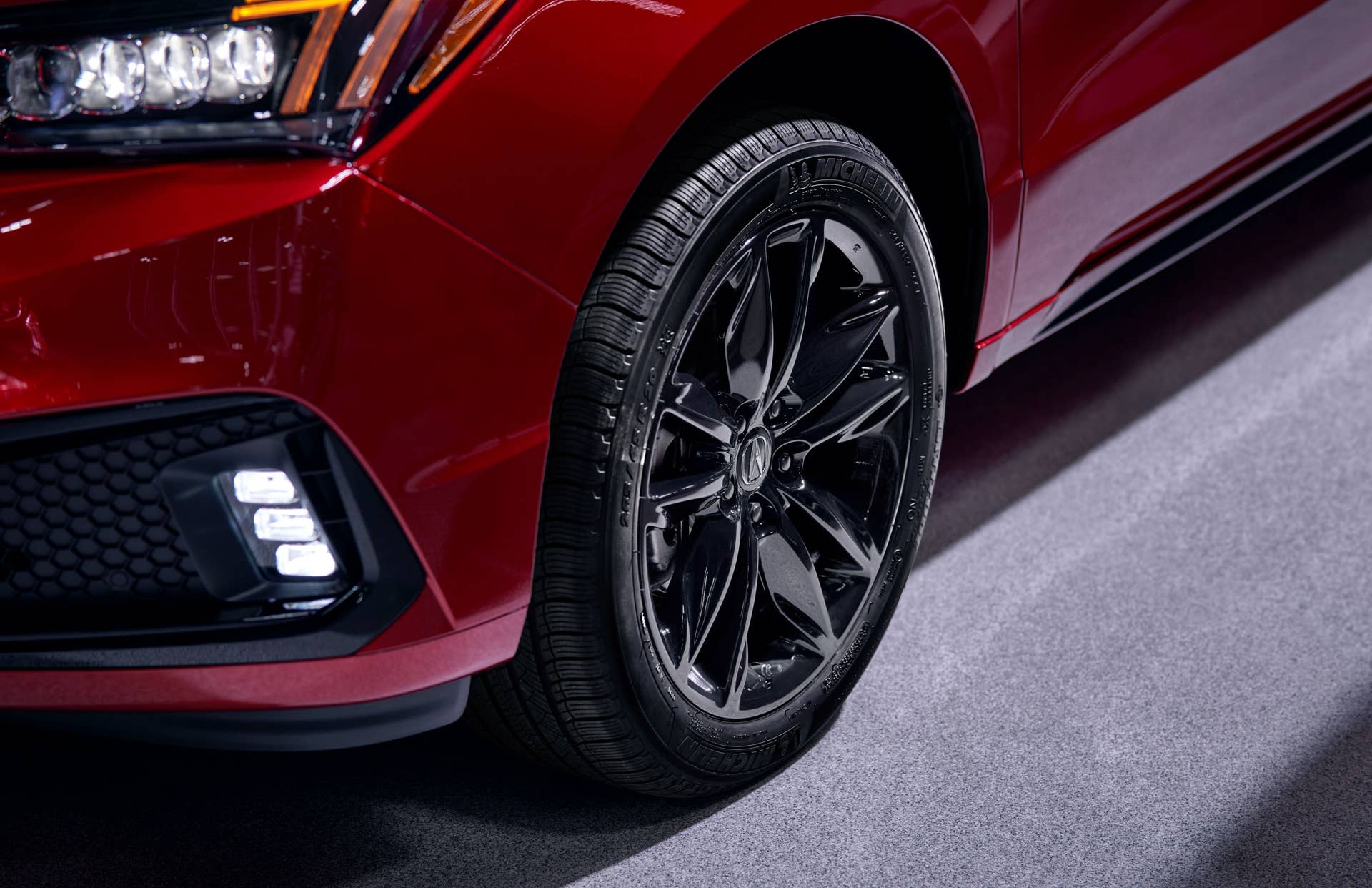 2020 MDX PMC Edition brings Acura NSX build techniques and special features and equipment, plus Valencia Red Pearl paint to the LA Auto Show.