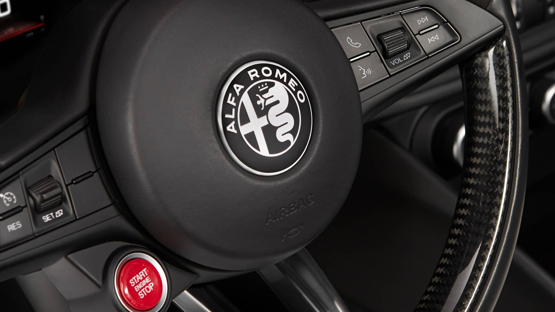 2019 Alfa Romeo Giulia Quadrifoglio