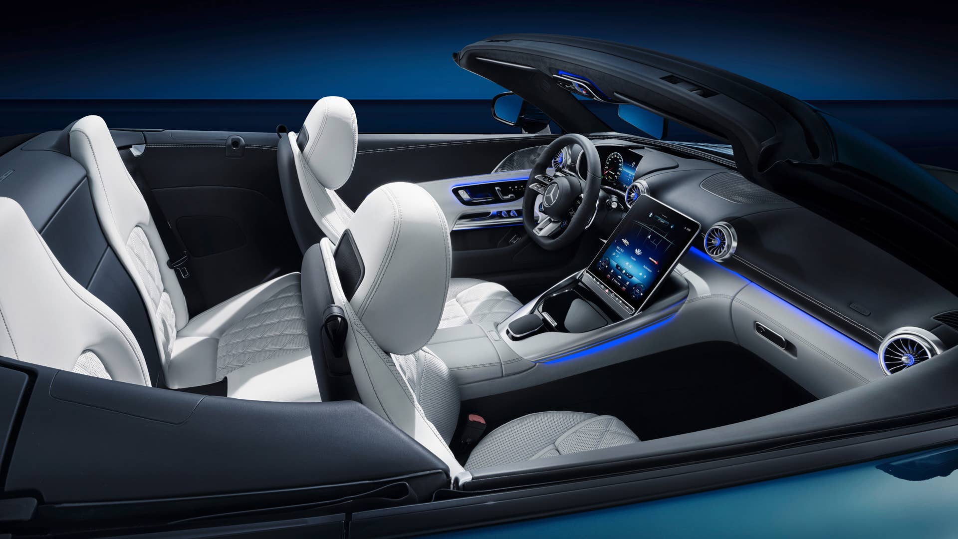 Das exklusive Interieur des neuen Mercedes-AMG SL / The exclusive interior of the new Mercedes-AMG SL
