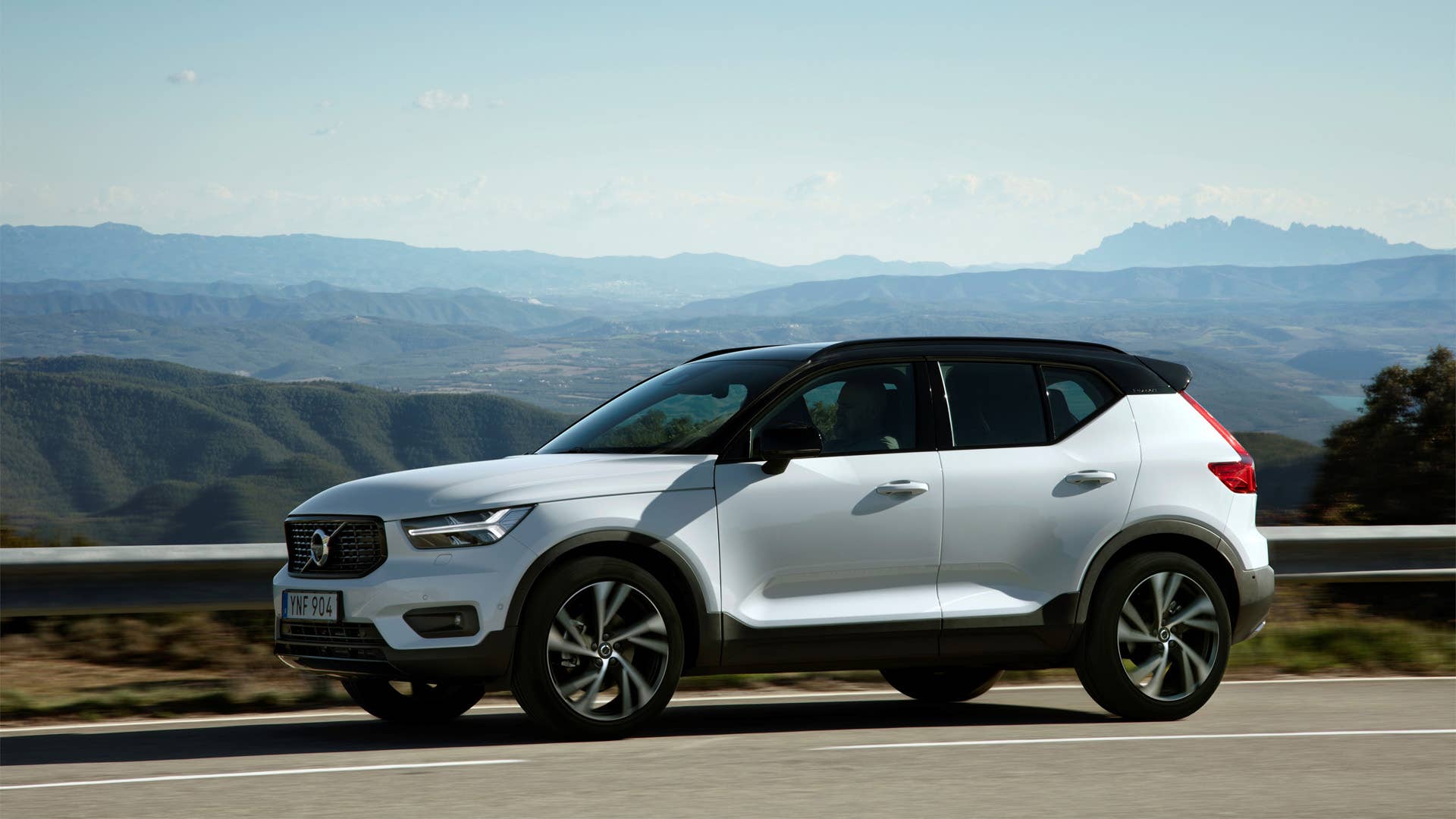 New Volvo XC40 - exterior