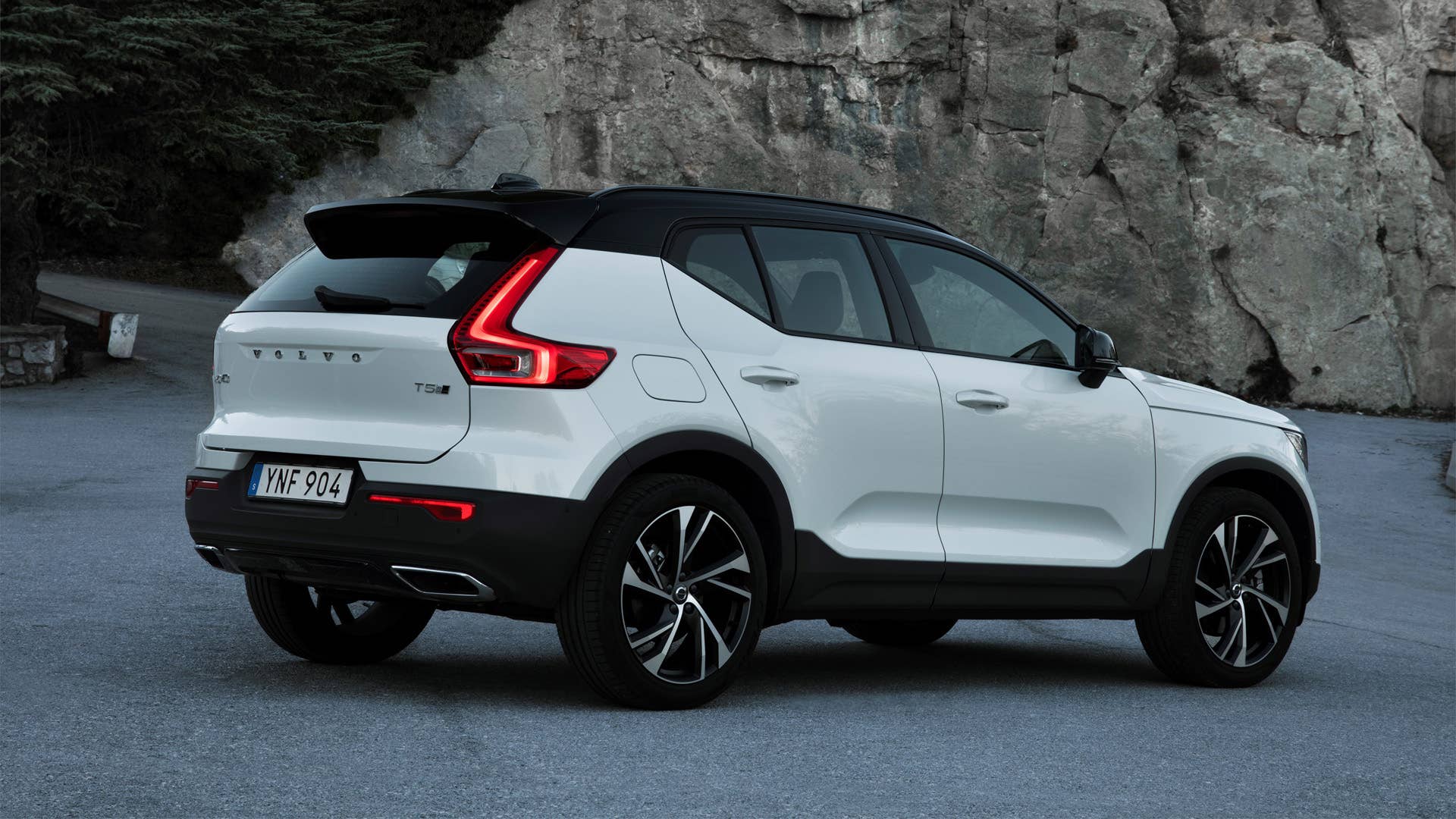 New Volvo XC40 - exterior