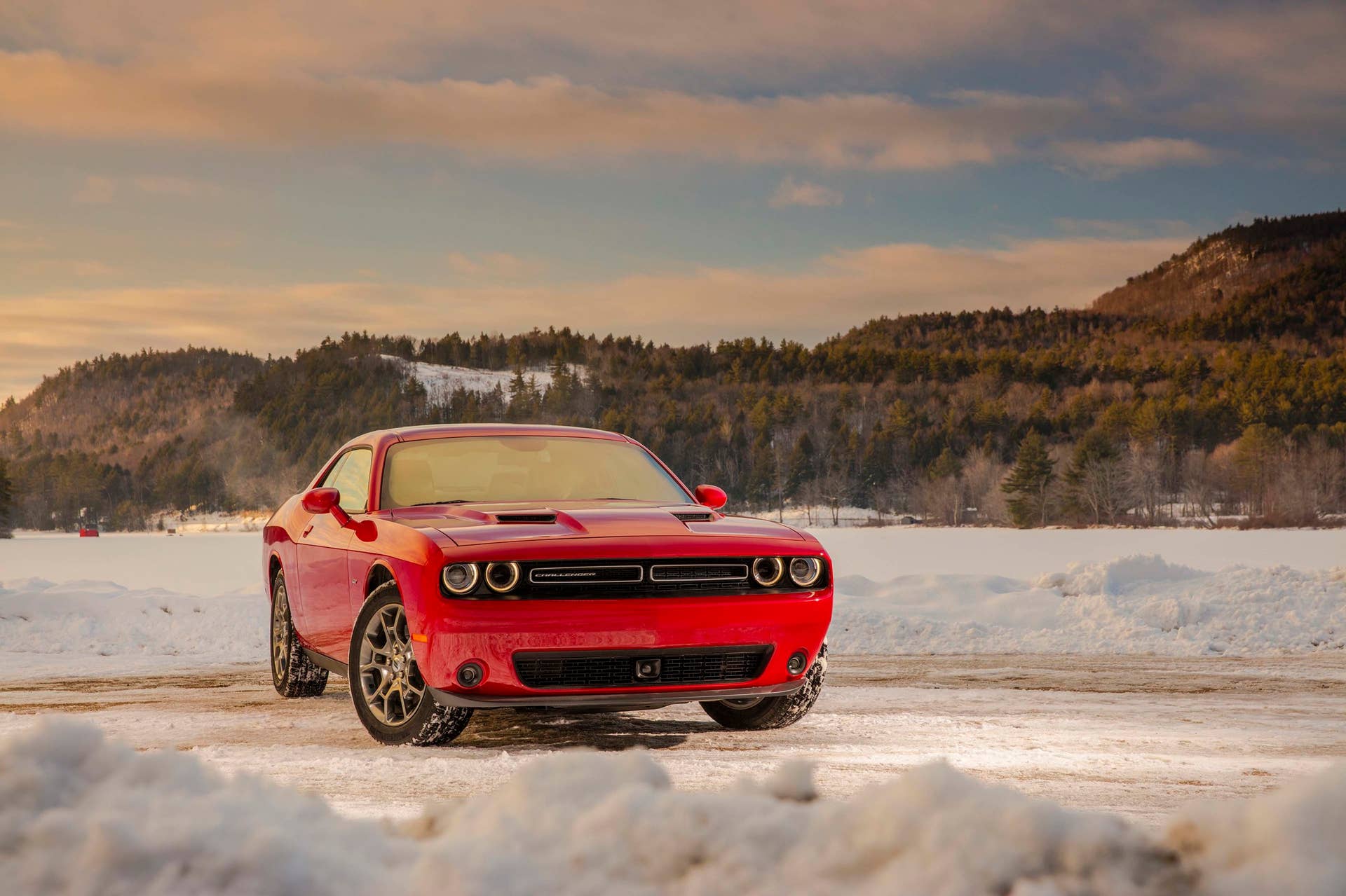 2017 Dodge Challenger GT front