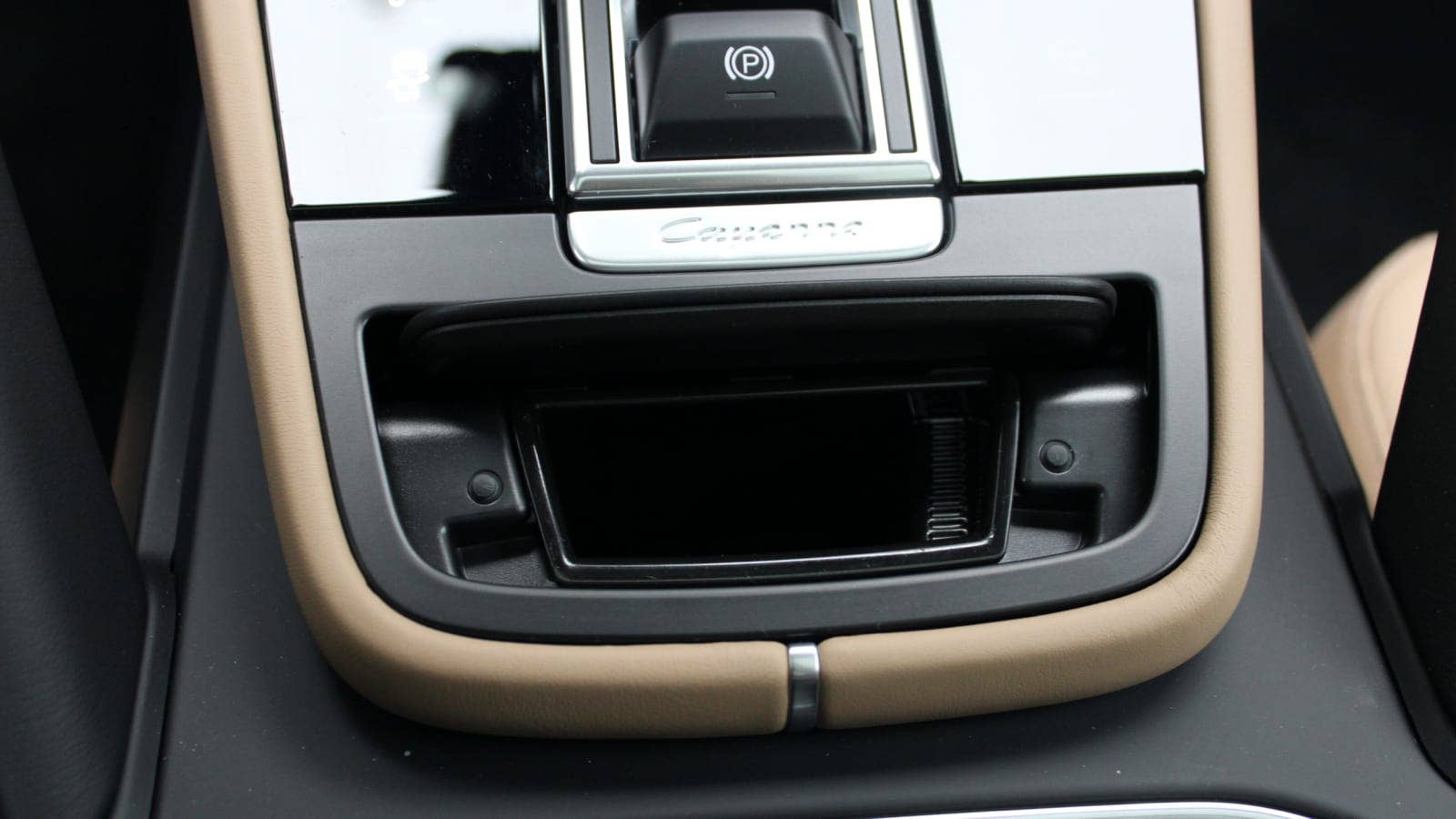 2021 Porsche Cayenne E-Hybrid ashtray
