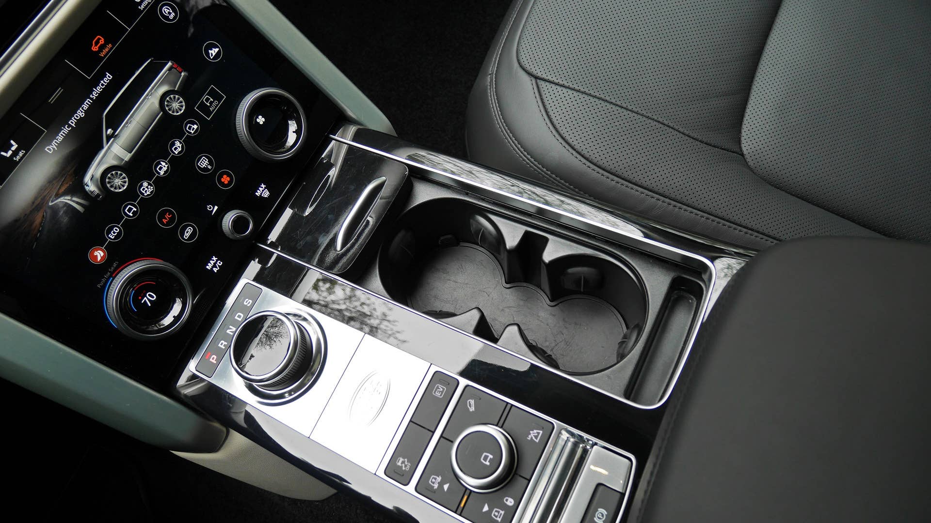 2019 Range Rover P400e
