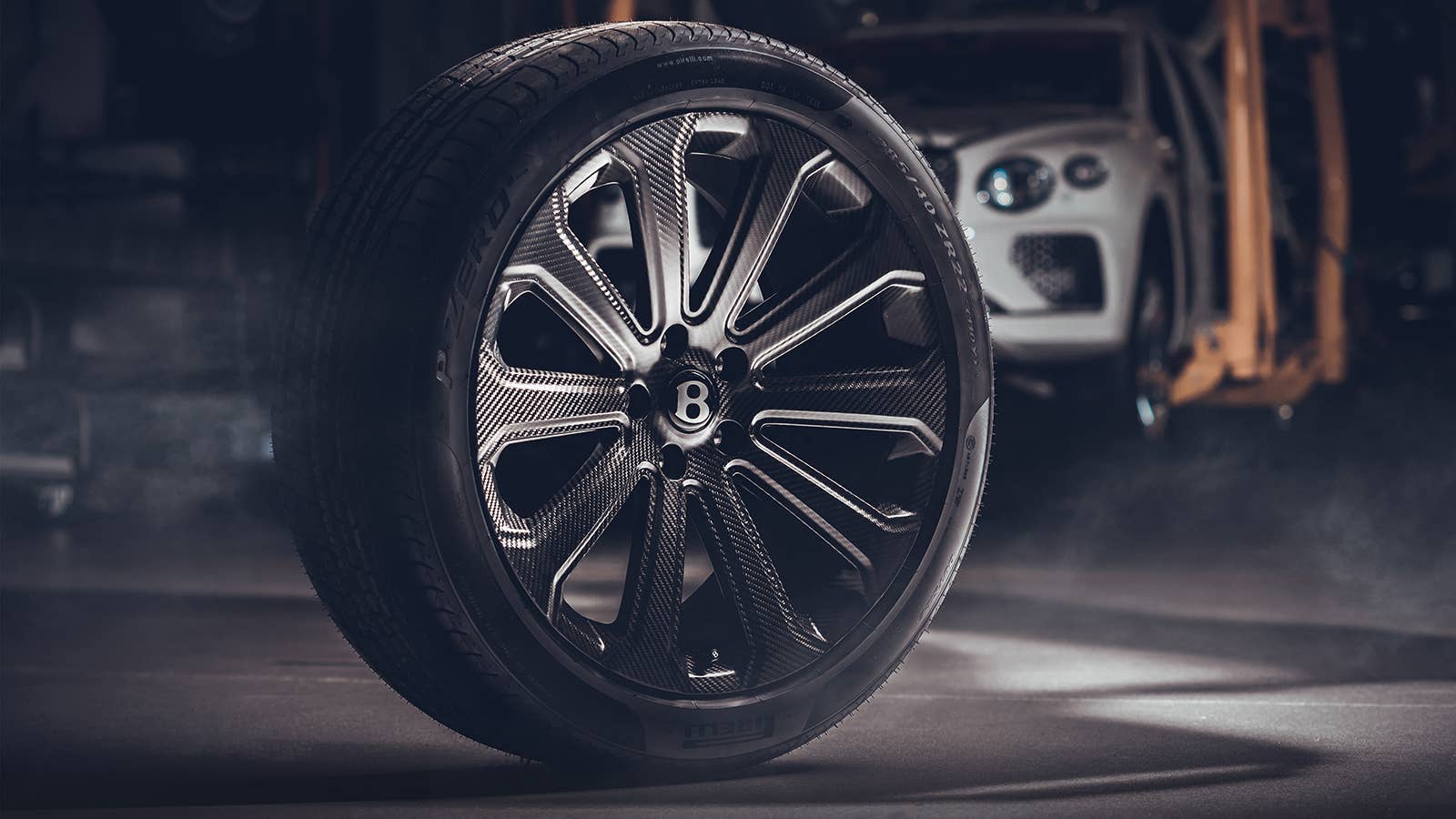 Bentley Bentayga carbon fiber wheels